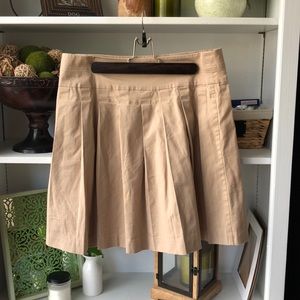 Old Navy pleated skirt